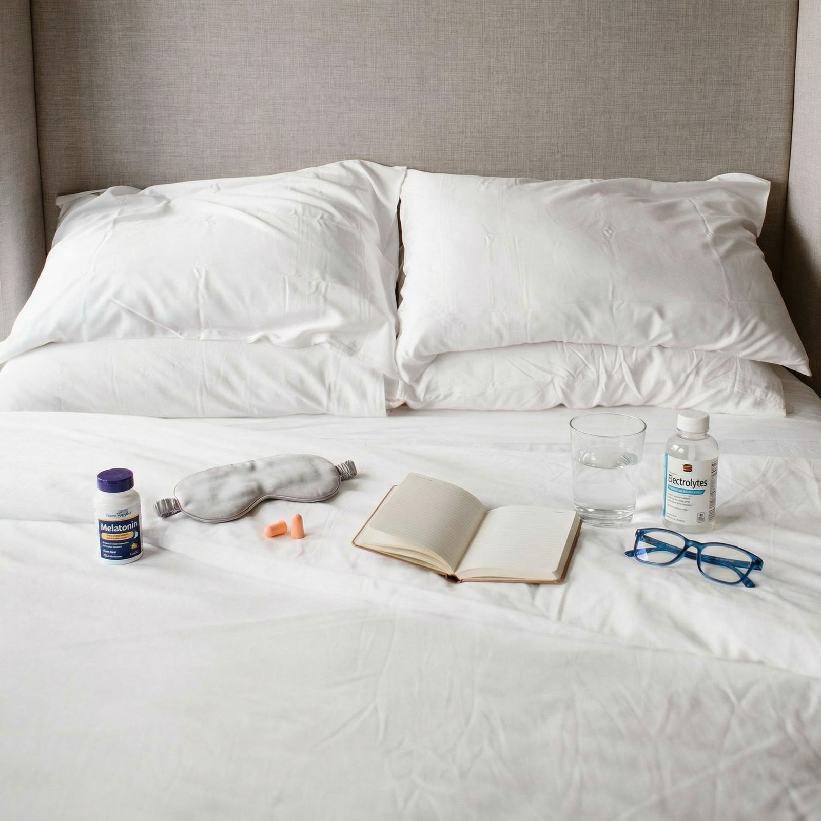 I Used To Suffer For Days, But Here Is How To Cure Jetlag According To My Travel Hacks