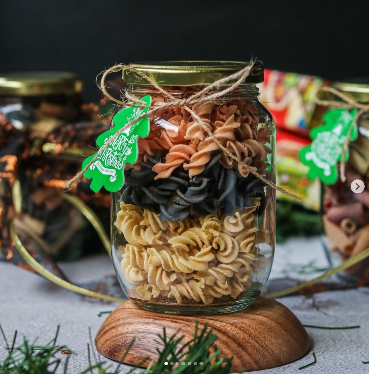 Support Local This Holiday Season!